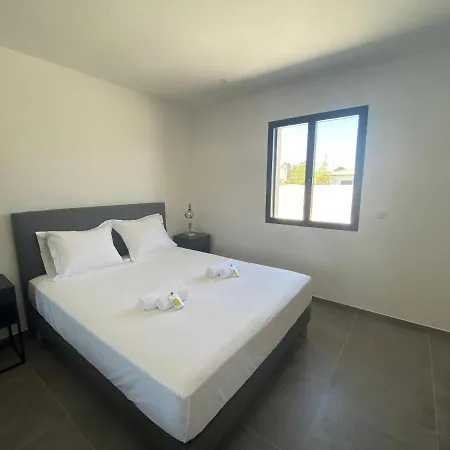 Vila Capella Suttana *