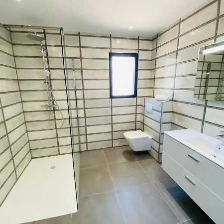 Vila Capella Suttana *